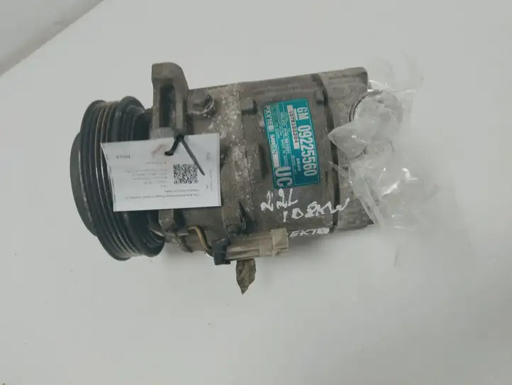 Opel Vectra C (2002 - 2005) 09225560 Компрессор (насос) кондиционера воздуха — фото 3