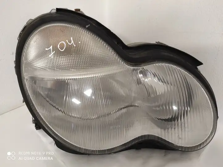 Mercedes-Benz C W203 (2000 - 2007) A2038200261 Передняя фара — фото 1