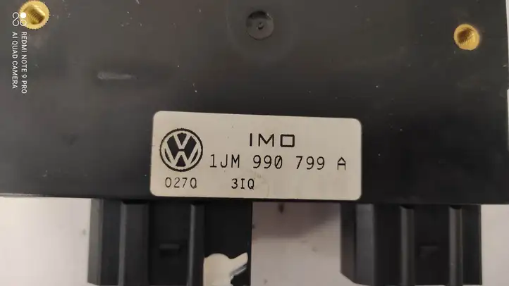 Volkswagen New Beetle (1997 - 2005) 1J0959799AH Модуль комфорта — фото 4