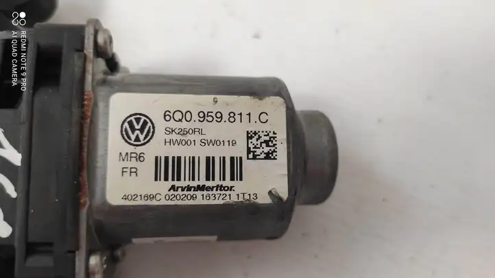 Skoda Fabia Mk1 (6Y) (1999 - 2007) 6Q0959811C Стеклоподъемник задней двери — фото 4