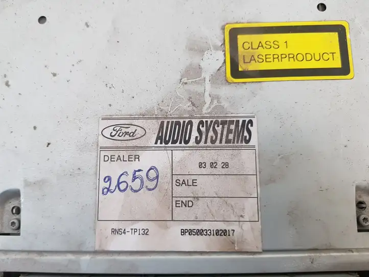 Ford Mondeo Mk III (2000 - 2007) 7612300502 Магнитола / мультимедийная система — фото 4