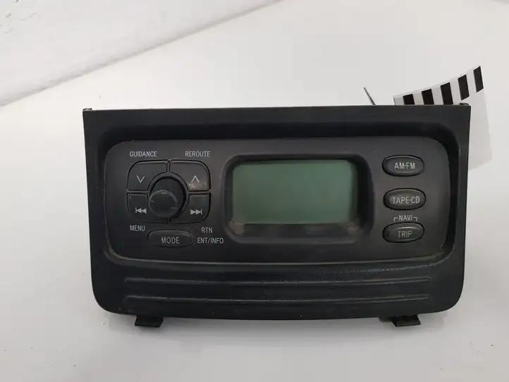 Toyota Yaris Verso (1999 - 2005) 8611052030CO Магнитола / мультимедийная система — фото 1