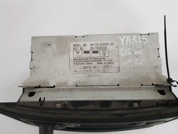 Toyota Yaris Verso (1999 - 2005) 8611052030CO Магнитола / мультимедийная система — фото 2