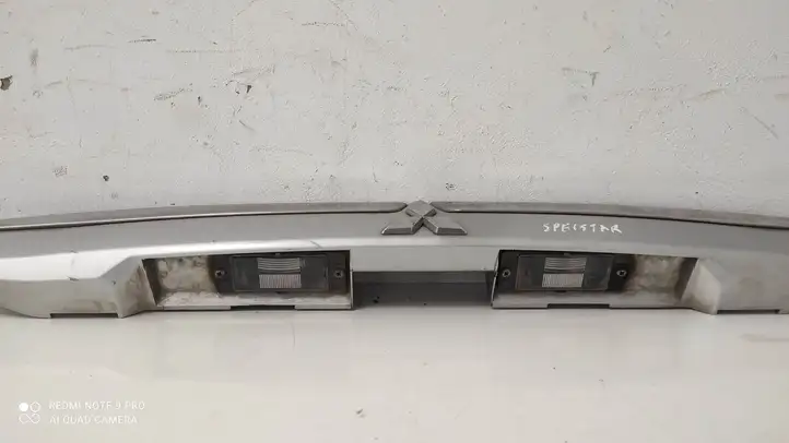 Mitsubishi Space Star (1998 - 2005) MR245529 Подсветка номера — фото 3