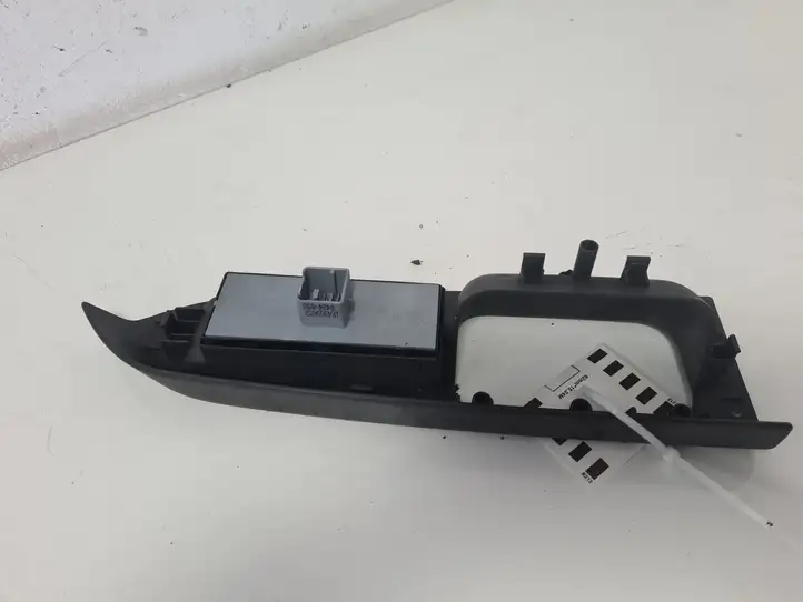 Volkswagen Touran I (2003 - 2010) 1K4959857 Блок кнопок стеклоподъемников — фото 3