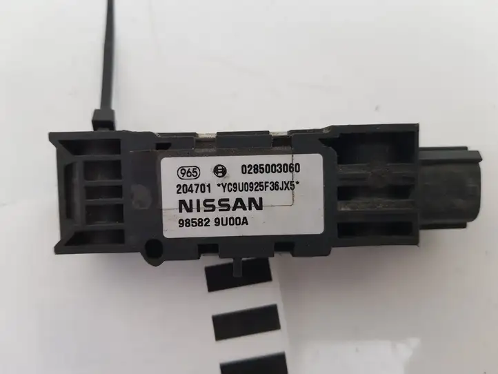 Nissan Micra (2008 - 2010) 0285003060 Датчик удара SRS — фото 1