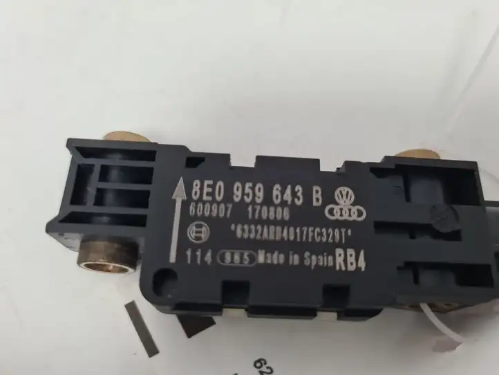 Audi A4 S4 B7 8E 8H (2004 - 2009) 8E0959643B Датчик удара SRS — фото 3