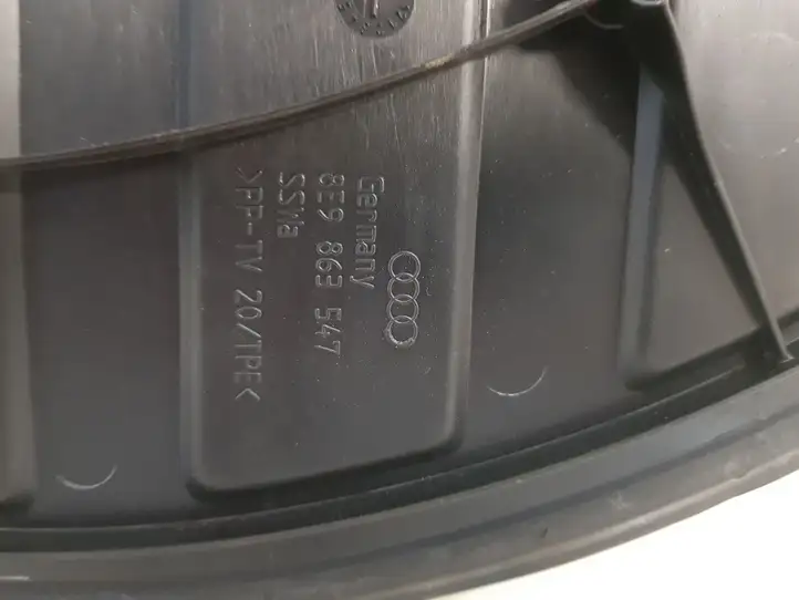 Audi A4 S4 B7 8E 8H (2004 - 2009) 8E9863547 Обшивка ниши запасного колеса — фото 2