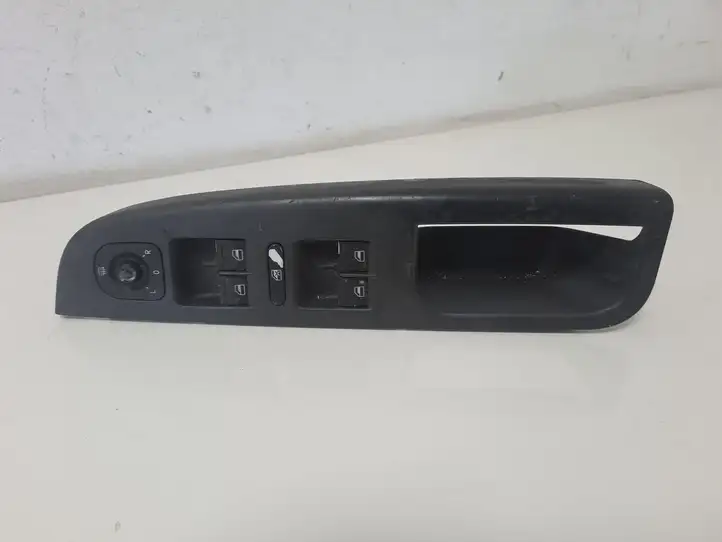 Volkswagen Golf V (2003 - 2009) 1K4959857 Кнопка стеклоподъемников — фото 1