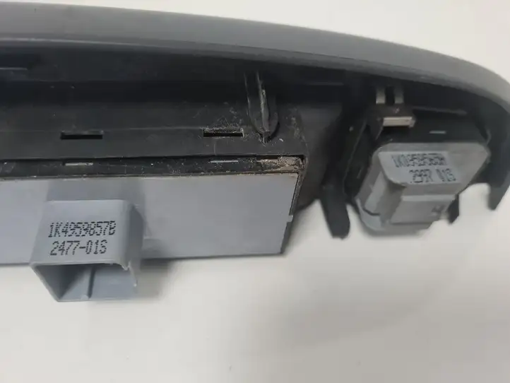 Volkswagen Golf V (2003 - 2009) 1K4959857B Блок кнопок стеклоподъемников — фото 2