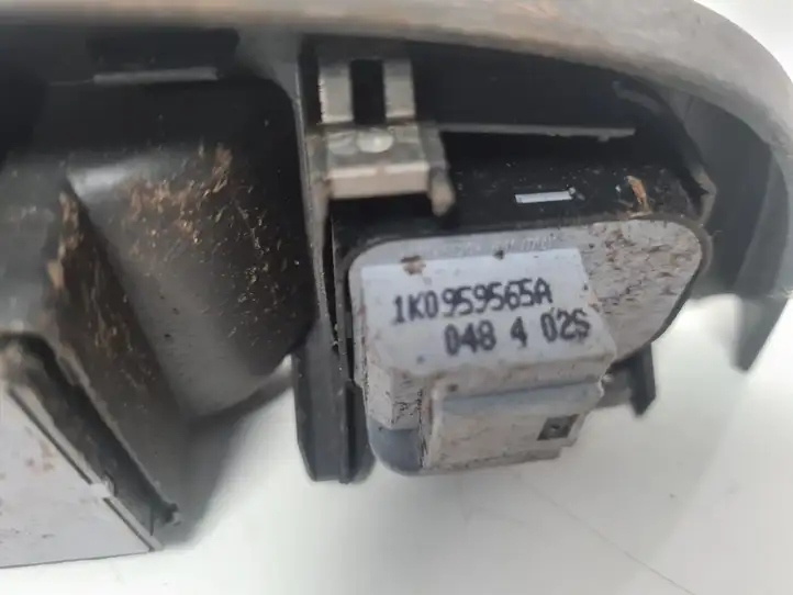Volkswagen Golf V (2003 - 2009) 1K4959857 Блок кнопок стеклоподъемников — фото 4