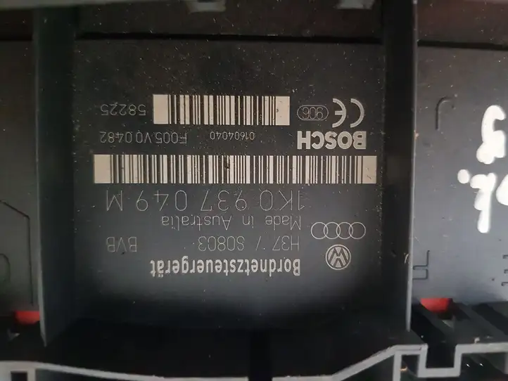 Volkswagen Golf V (2003 - 2009) 1K0937049M Модуль комфорта — фото 4