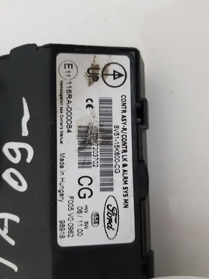 Ford Fiesta (2009 - 2012) 8V5115K600CG Модуль комфорта — фото 3
