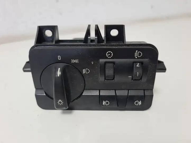 BMW 3 E46 (1998 - 2005) 61316907947 Включатель фонарей — фото 1