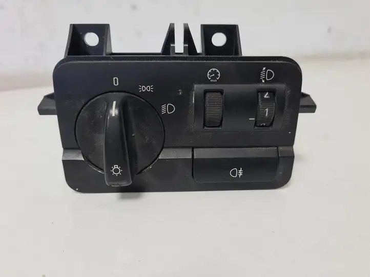 BMW 3 E46 (1998 - 2005) 61318383225 Включатель фонарей — фото 1