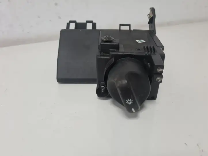 Mercedes-Benz E W210 (1995 - 2002) 2105451404 Включатель фонарей — фото 1