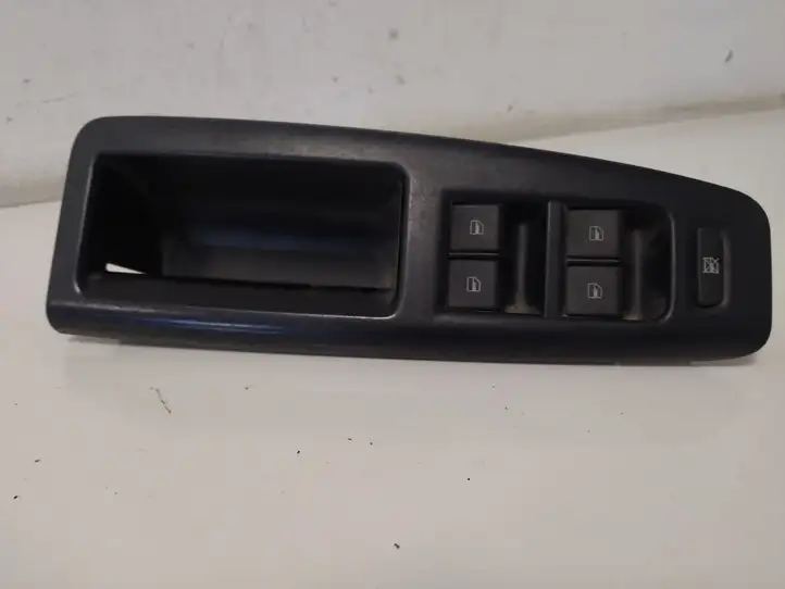 Volkswagen Polo (2001 - 2005) 6Q1867171F Блок кнопок стеклоподъемников — фото 1