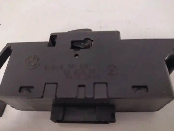 BMW 3 E46 (1998 - 2005) 61318381510 Кнопка стеклоподъемников — фото 2
