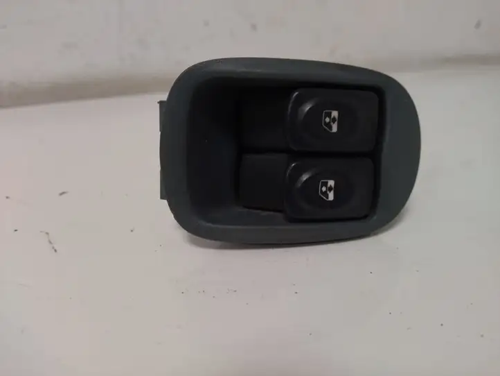 Renault Scenic I (1996 - 2003) 7700836269 Блок кнопок стеклоподъемников — фото 1