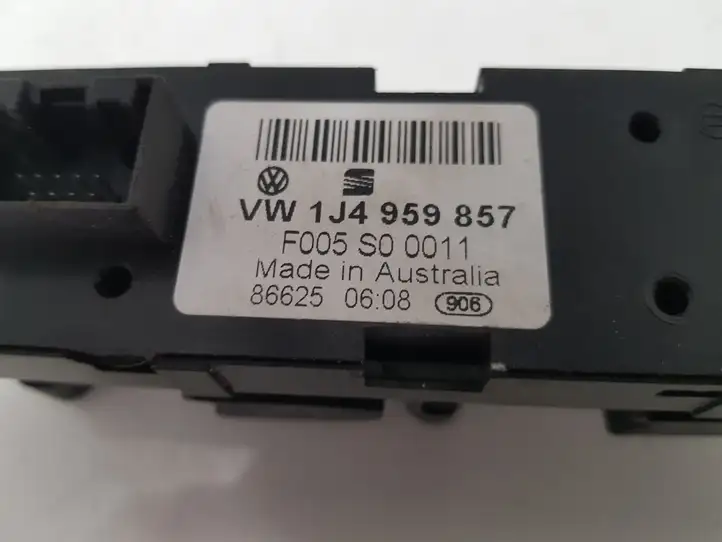 Volkswagen PASSAT B5.5 (2001 - 2005) F005S00011 Блок кнопок стеклоподъемников — фото 3