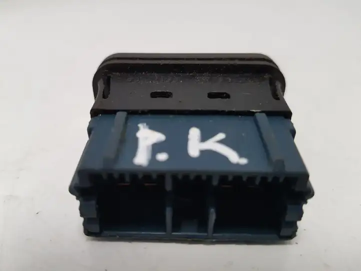 Peugeot 406 (1999 - 2006) 50402800 Блок кнопок стеклоподъемников — фото 2