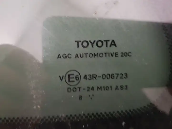 Toyota Avensis T270 (2009 - 2012) 43R006723 Заднее боковое стекло — фото 3