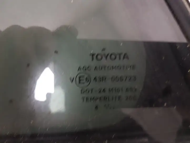 Toyota Avensis T270 (2009 - 2012) 43R006723 Заднее боковое стекло — фото 3
