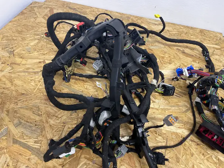Ford B-MAX (2012 - 2018) AV1T14A005AVJ Прочая электропроводка — фото 7