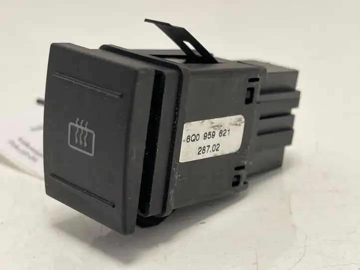 Volkswagen Polo (2001 - 2005) 6Q0959621 Кнопка обогрева стекла — фото 1