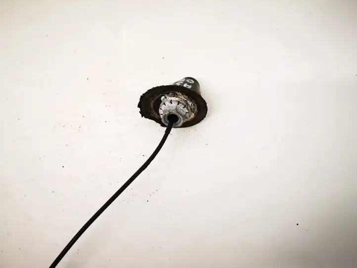 Opel Astra H (2004 - 2009) GPS антенна — фото 3