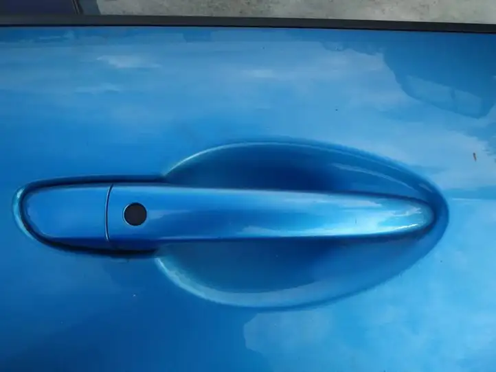 Mazda 3 II (2009 - 2011) Наружная ручка двери — фото 1