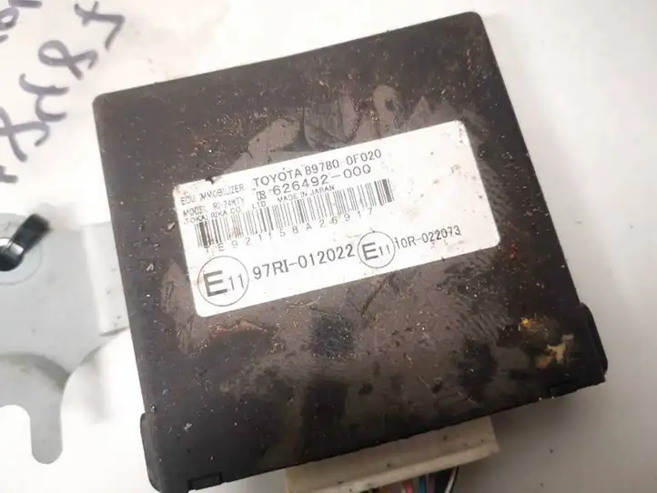 Toyota Corolla Verso AR10 (2004 - 2009) 897800f020 Блок иммобилайзера — фото 2