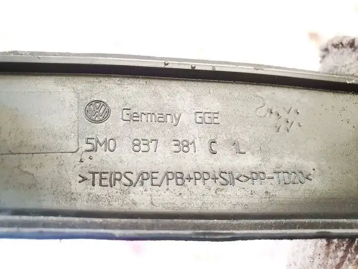 Volkswagen Golf Plus (2004 - 2008) 5m0837381c Накладка стекла передней двери — фото 3