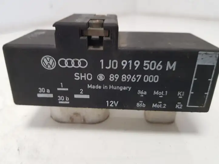 Volkswagen Polo (2001 - 2005) 1J0919506M Реле вентилятора охлаждения — фото 3
