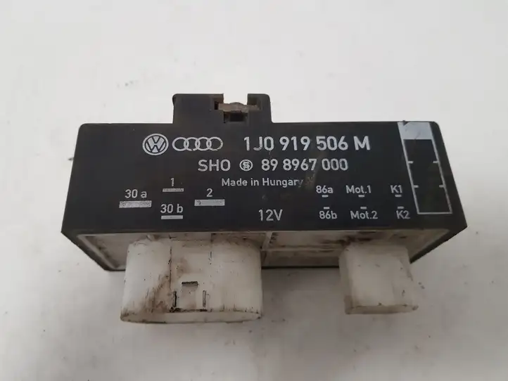 Skoda Fabia Mk1 (6Y) (1999 - 2007) 1J0919506M Реле вентилятора охлаждения — фото 1