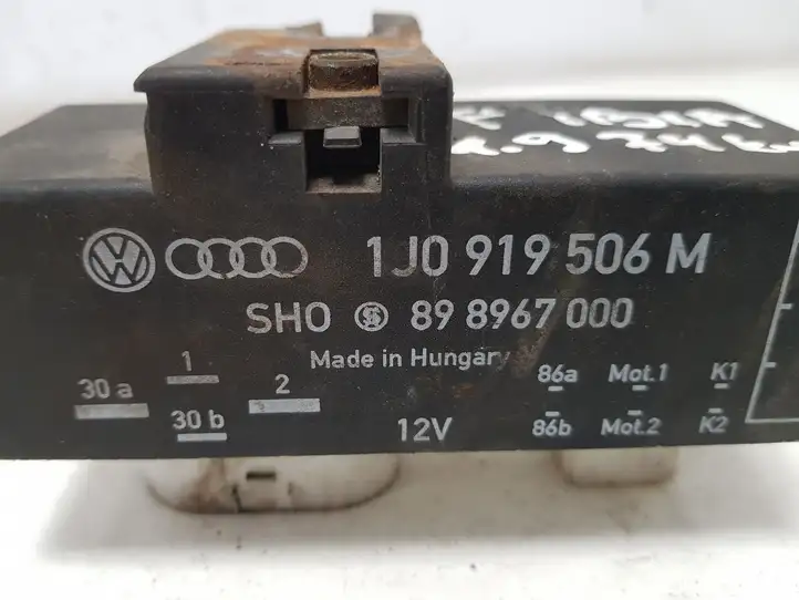 Skoda Fabia Mk1 (6Y) (1999 - 2007) 1J0919506M Реле вентилятора охлаждения — фото 5