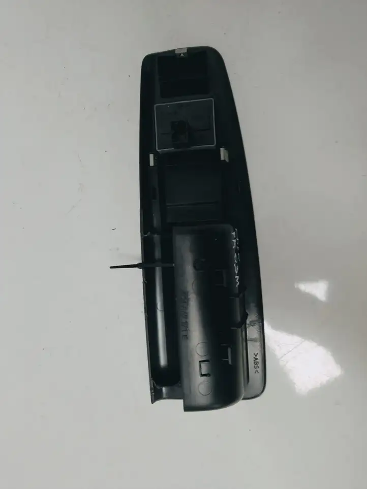 Volkswagen Polo (2001 - 2005) 6Q1867171 Блок кнопок стеклоподъемников — фото 2