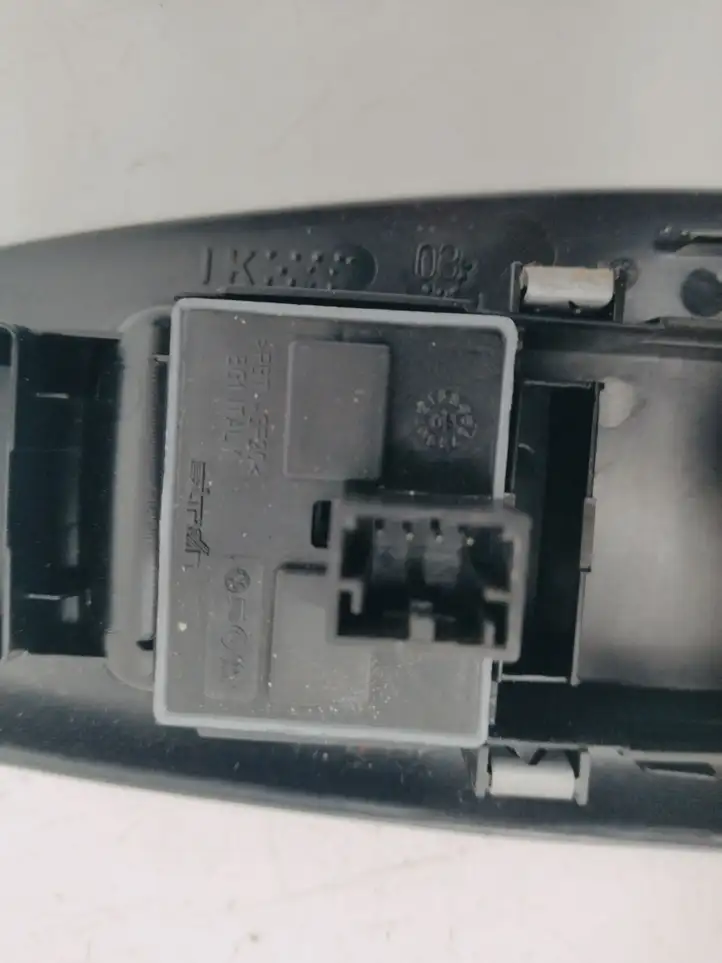 Volkswagen Polo (2001 - 2005) 6Q1867171 Блок кнопок стеклоподъемников — фото 4