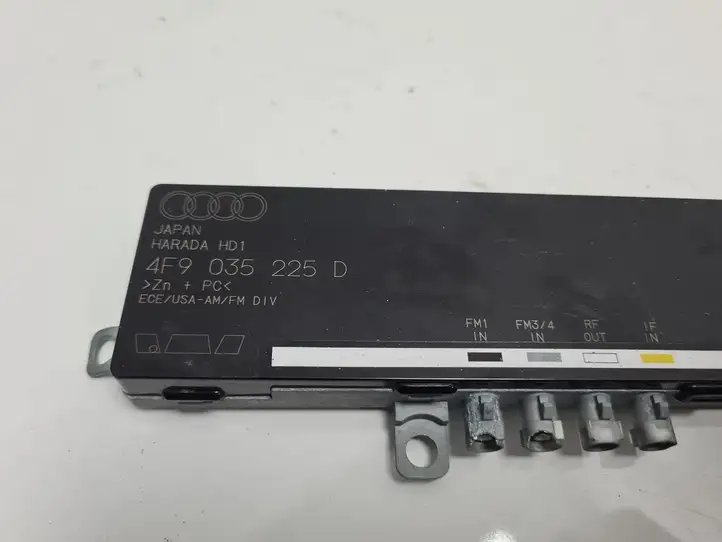 Audi A6 S6 C6 4F (2004 - 2008) 4F9035225D Усилитель антенны — фото 3