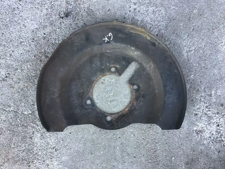 Dodge Grand Caravan (2007 - 2020) OEM Защитный кожух заднего тормозного диска — фото 1
