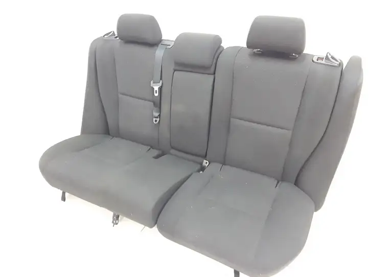 Toyota Avensis T250 (2003 - 2006) Второй ряд сидений — фото 2
