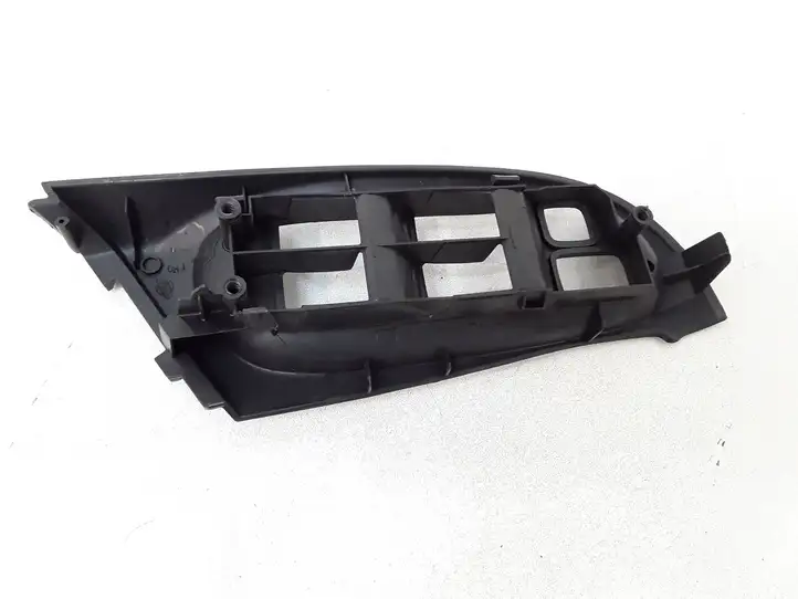 Nissan Almera N16 (2000 - 2010) Накладка кнопки стеклоподъемника — фото 2