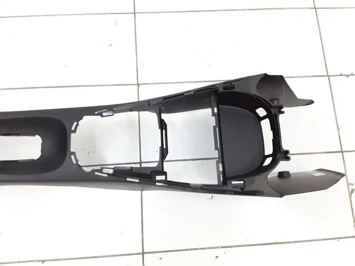 Honda Civic IX (2011 - 2017) Центральная консоль — фото 2