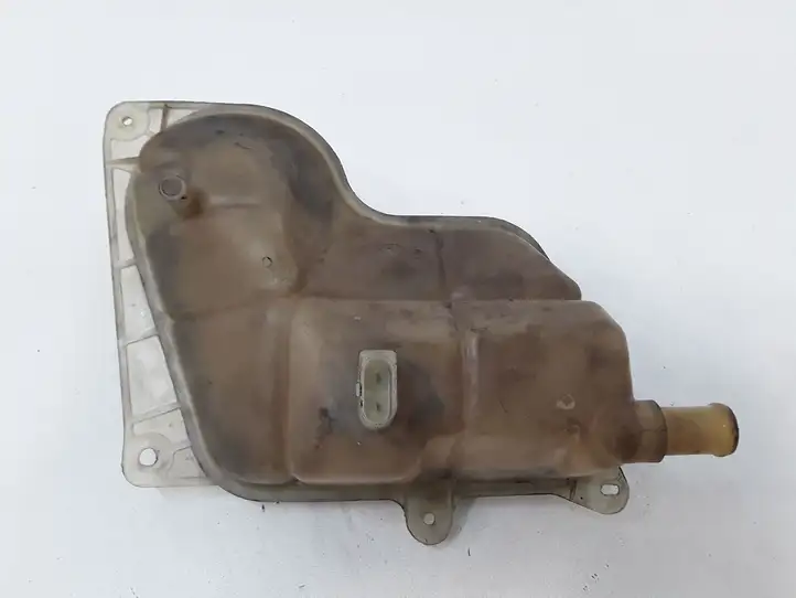 Volkswagen PASSAT B5.5 (2001 - 2005) 8D0121403L Расширительный бачок — фото 2