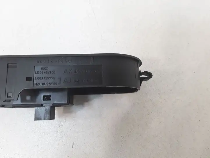 Opel Astra H (2004 - 2009) 13197132 Кнопка стеклоподъемников — фото 2