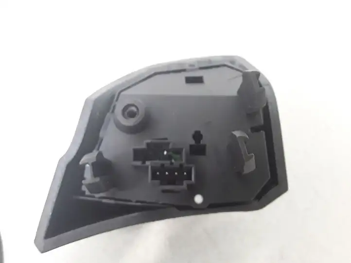 Opel Astra H (2004 - 2009) 13126750 Кнопки на рулевом колесе — фото 2