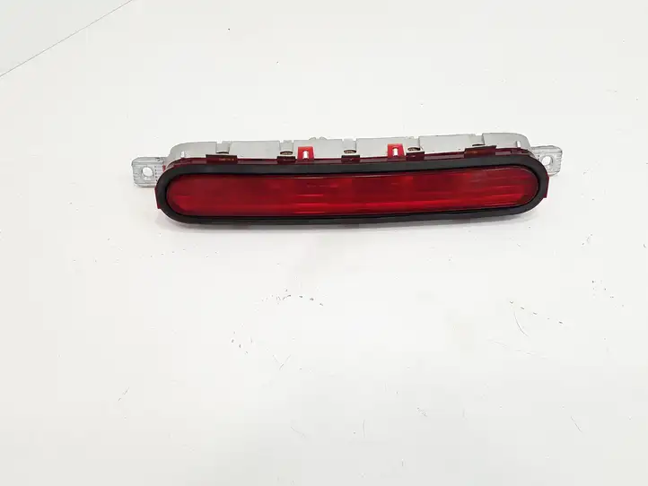 Toyota Corolla Verso AR10 (2004 - 2009) 815700F011 Дополнительный стоп фонарь — фото 1