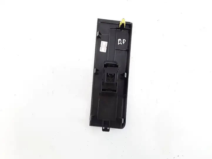 Toyota Corolla Verso AR10 (2004 - 2009) 742310F030 Блок кнопок стеклоподъемников — фото 2