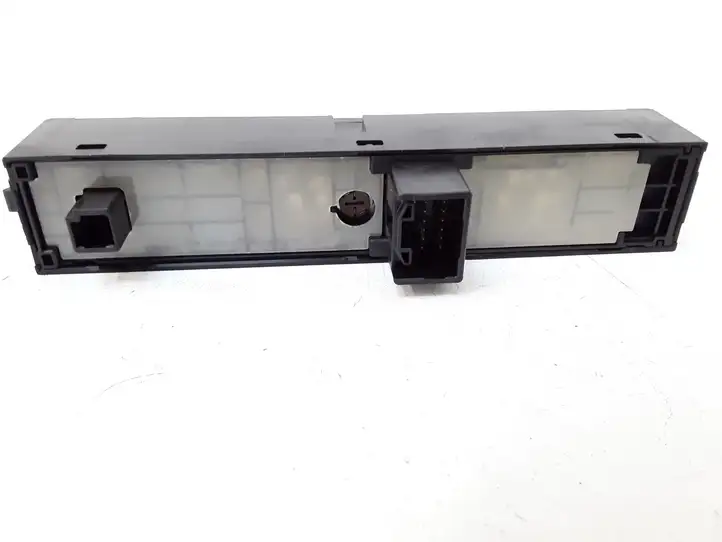 Toyota Corolla Verso AR10 (2004 - 2009) 153965 Включатель аварийных фонарей — фото 3