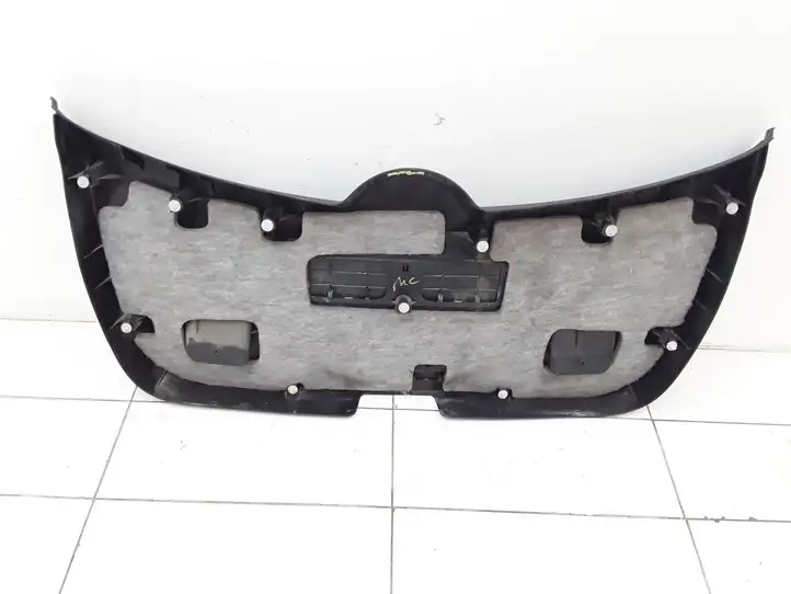 Toyota Corolla Verso AR10 (2004 - 2009) Комплект обшивки крышки багажника — фото 2